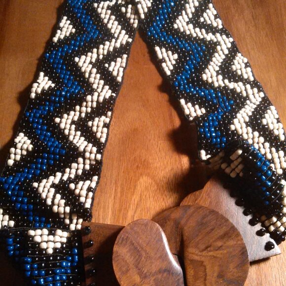 Southwestern Handcrafted Seed Beaded Belt With Wooden Buckle main image 10